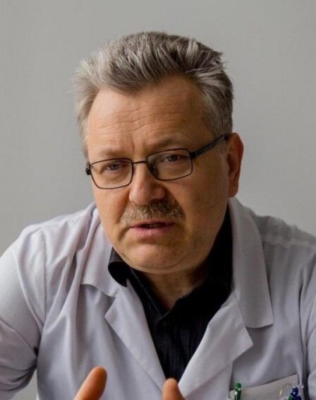 Doctor Dermatologist Michał Mydłowski